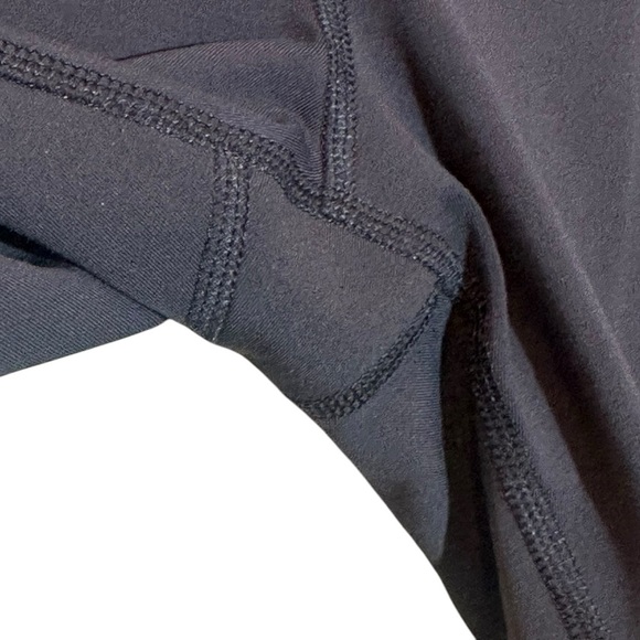 LULULEMON Leggings Womens 8 Black Cropped Reflective Mesh Yoga Athletic Training - Picture 4 of 16